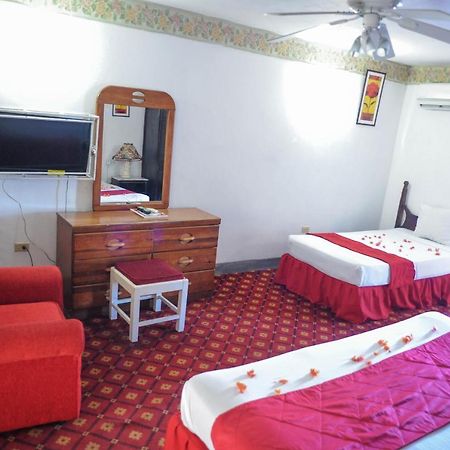 Glorianna Hotel Montego Bay Eksteriør bilde