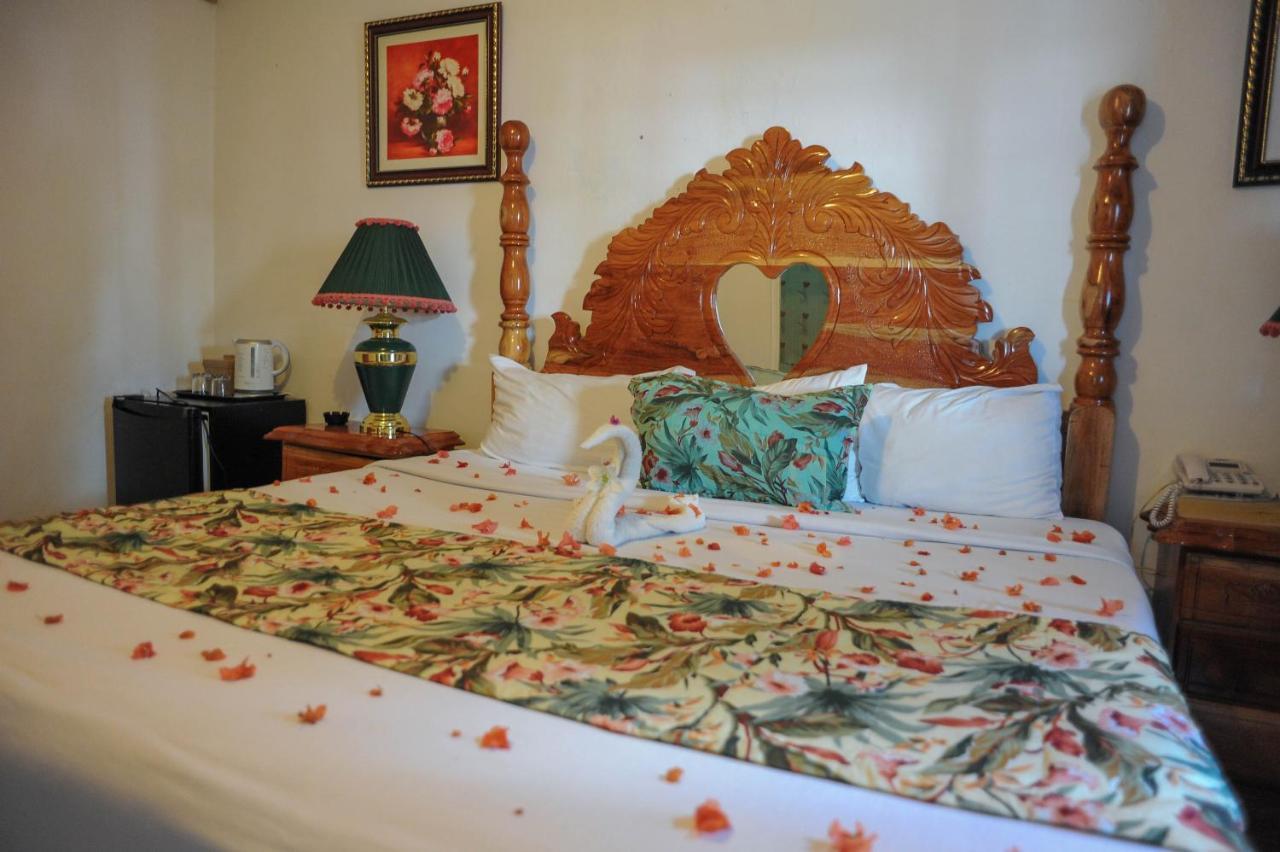 Glorianna Hotel Montego Bay Eksteriør bilde
