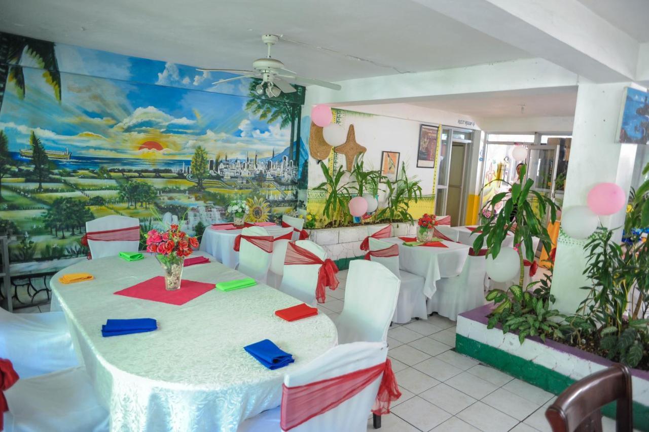 Glorianna Hotel Montego Bay Eksteriør bilde